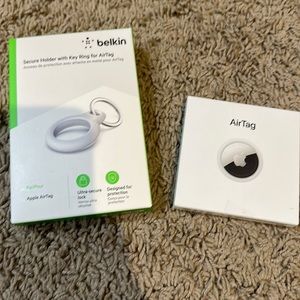 COPY - UNOPENED Apple AirTag